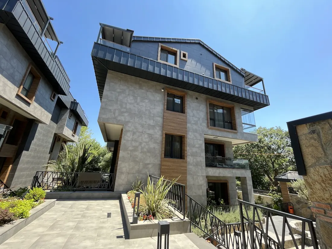 Property in Kemerburgaz